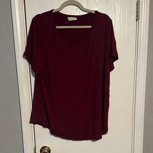 Women's Burgundy Short Sleeve Tee